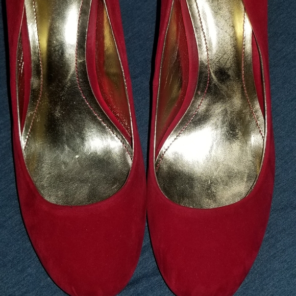 Red Velvet Style & Co. Heels - Picture 7 of 7